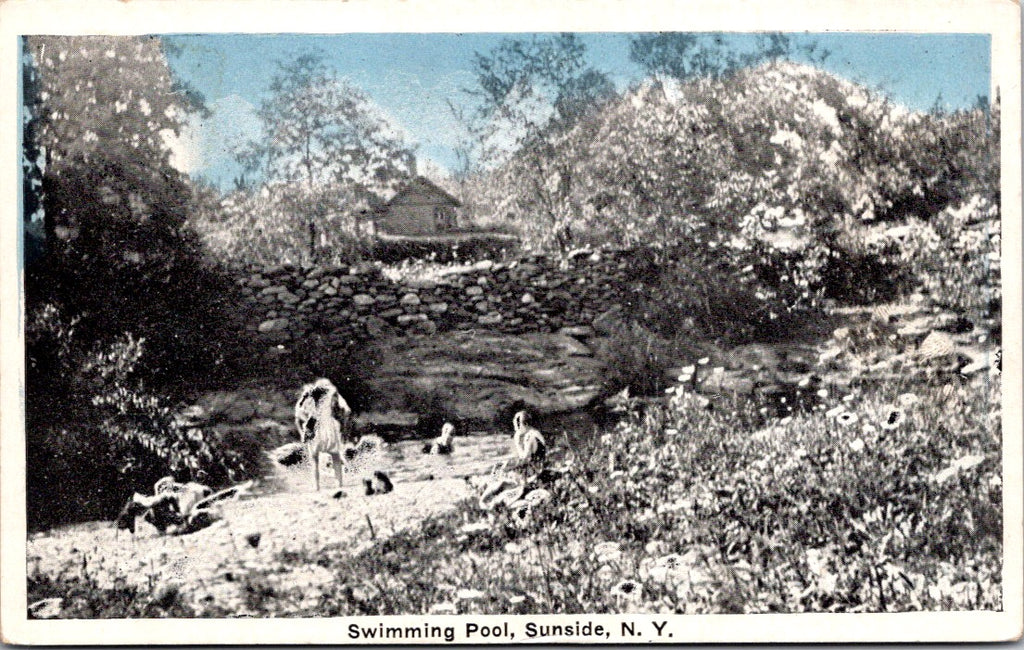 NY, SUNSIDE - Swimming Pool with bathers postcard - A09028