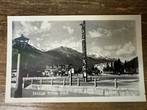 Canada - JASPER, AB - Indian Totem Pole, buildings RPPC - D05027