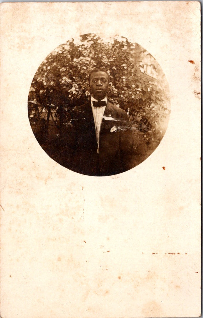 Black Americana - Vintage African American RPPC postcard - E23180