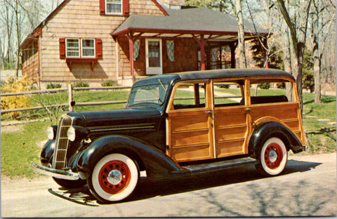 Car Postcard - STATION WAGON (1936) Dodge automobile - NL0509