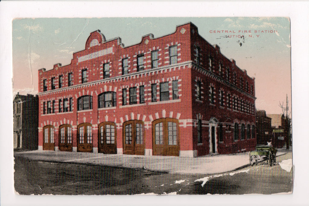 NY, UTICA - Central Fire Station postcard - G06058