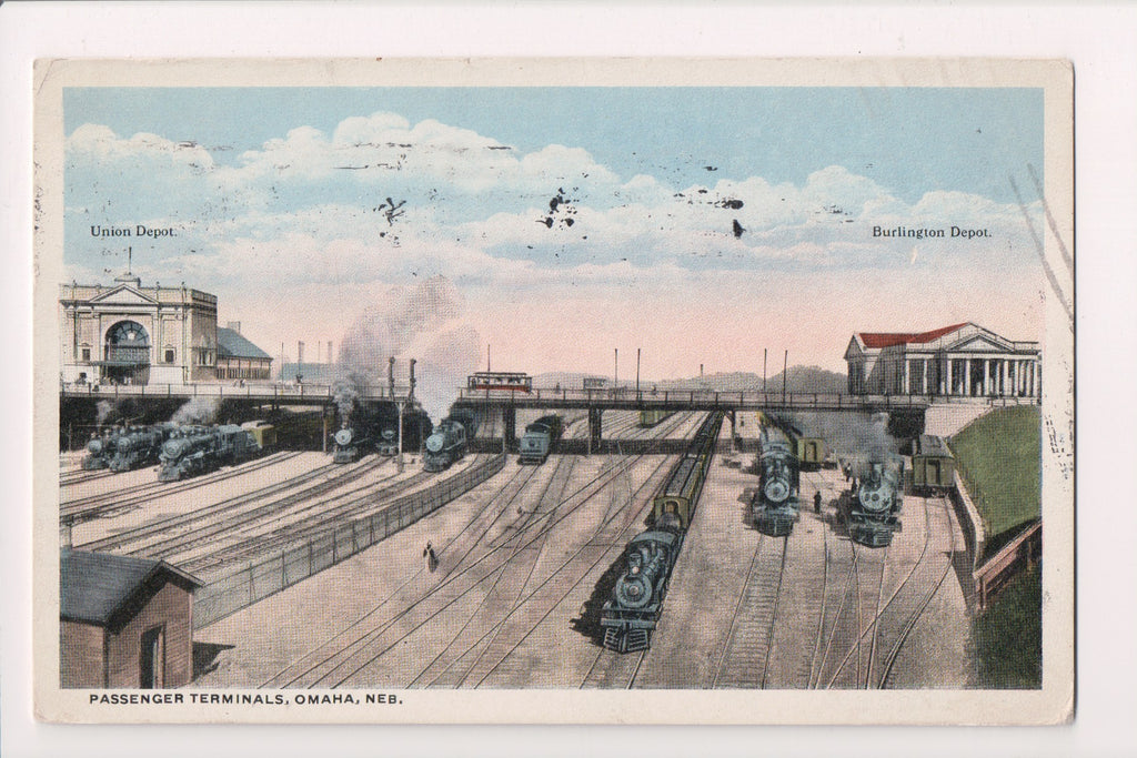 Train - Railroad - Union and Burlington Depots, passenger terminals - R00940