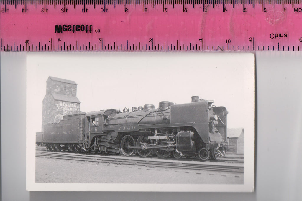 Train - Railroad Engine #2349 - Canadian Pacific - PHOTO - SL2721