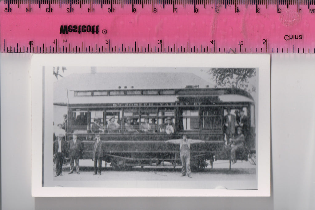 Train - Railroad Electric Car #172 - St Joseph Valley RR - blurry PHOTO  - SL272