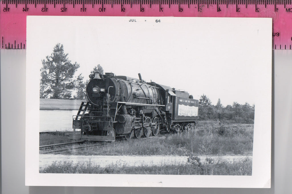 Train - Railroad Engine #1702 - Reader RR - PHOTO - SL2730